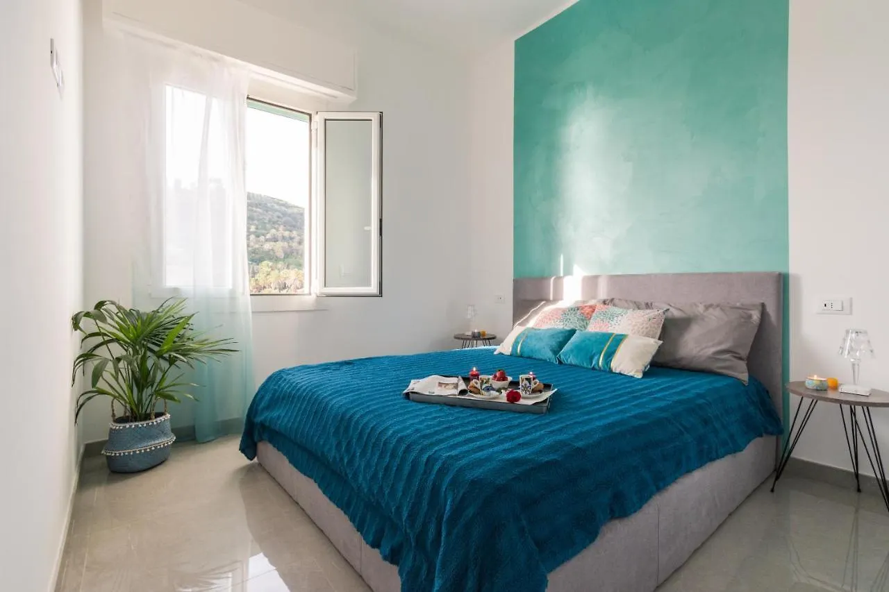 Casa Acqua Marina - 1 Min From The Sea, Wi-Fi & Air Conditioning, Sea View Balcony Bordighera Apartment